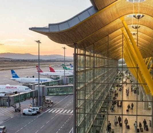 El Aeropuerto Adolfo Suárez Madrid-Barajas: El corazón pulsante de la conectividad global y las cifras récord de 2025 El Aeropuerto Adolfo Suárez Madrid-Barajas: El corazón pulsante de la conectividad global y las cifras récord de 2025