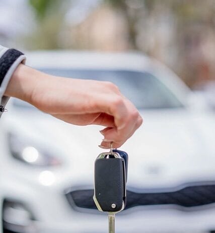 ¿Vale la pena alquilar un coche en Georgia? Guía práctica para viajeros ¿Vale la pena alquilar un coche en Georgia? Guía práctica para viajeros