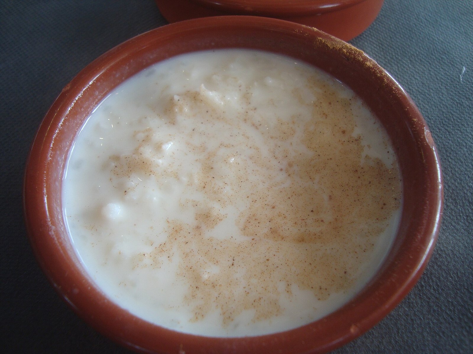 Vista de Arroz con leche asturiano Vista de Arroz con leche asturiano