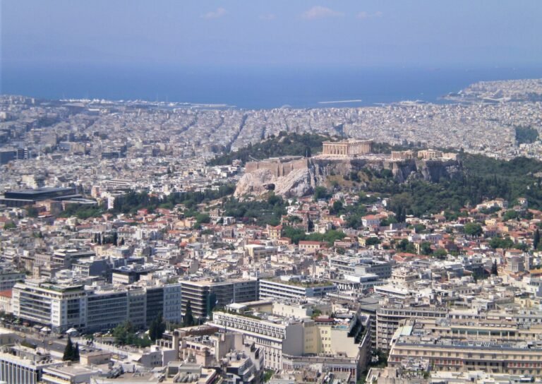 Qué ver en Atenas: guía de viaje Vista de Atenas