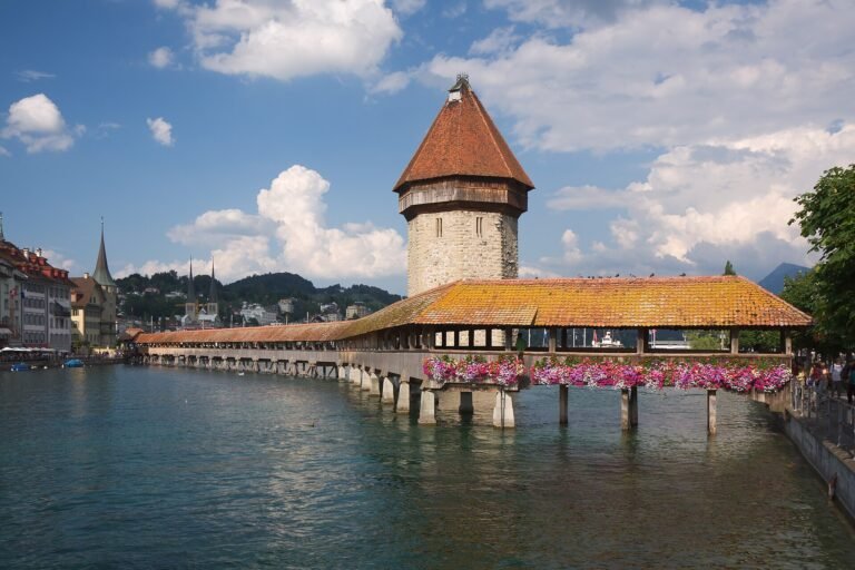Qué ver en Lucerna: guía de viaje Vista de Lucerna