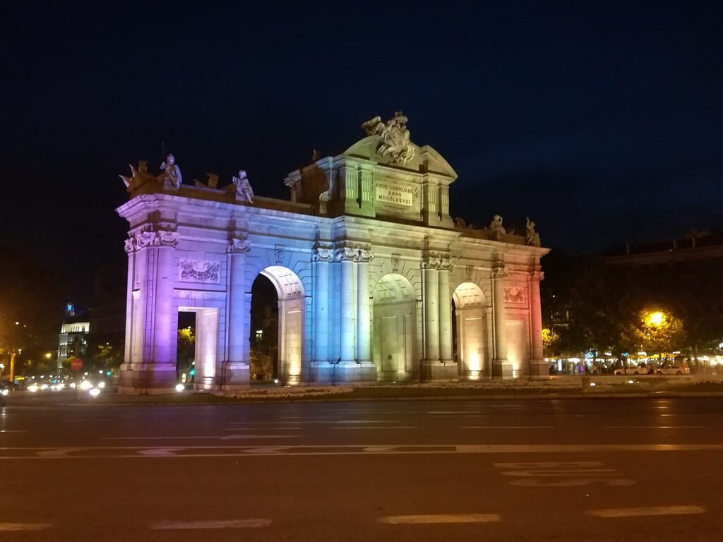 Puerta de Alcalá (Madrid)