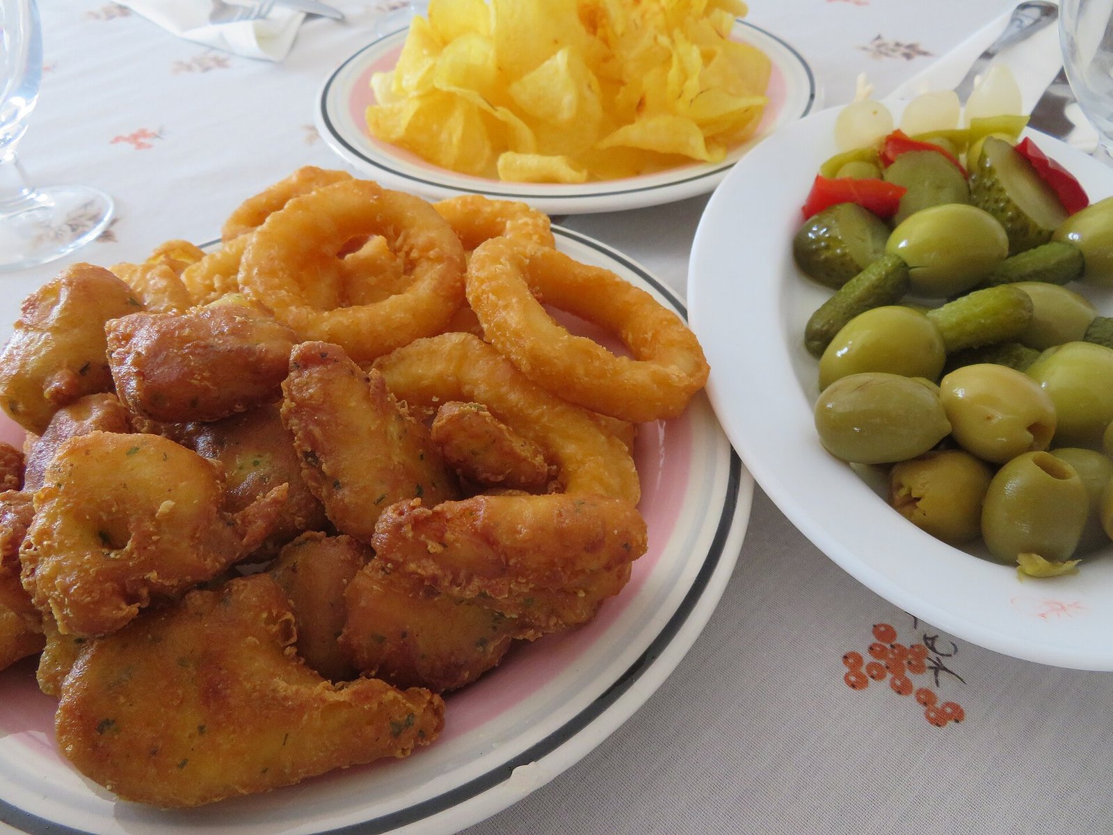 Tapas de aperitivo, un piscolabis