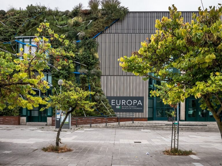 Qué ver en Vitoria-Gasteiz: guía de viaje Vista de Vitoria-Gasteiz